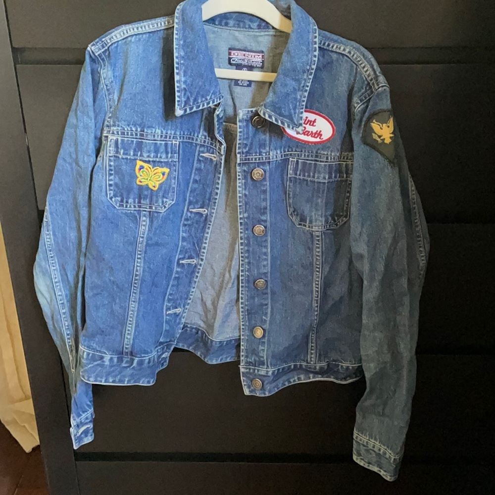 100% cotton denim jacket with patches small